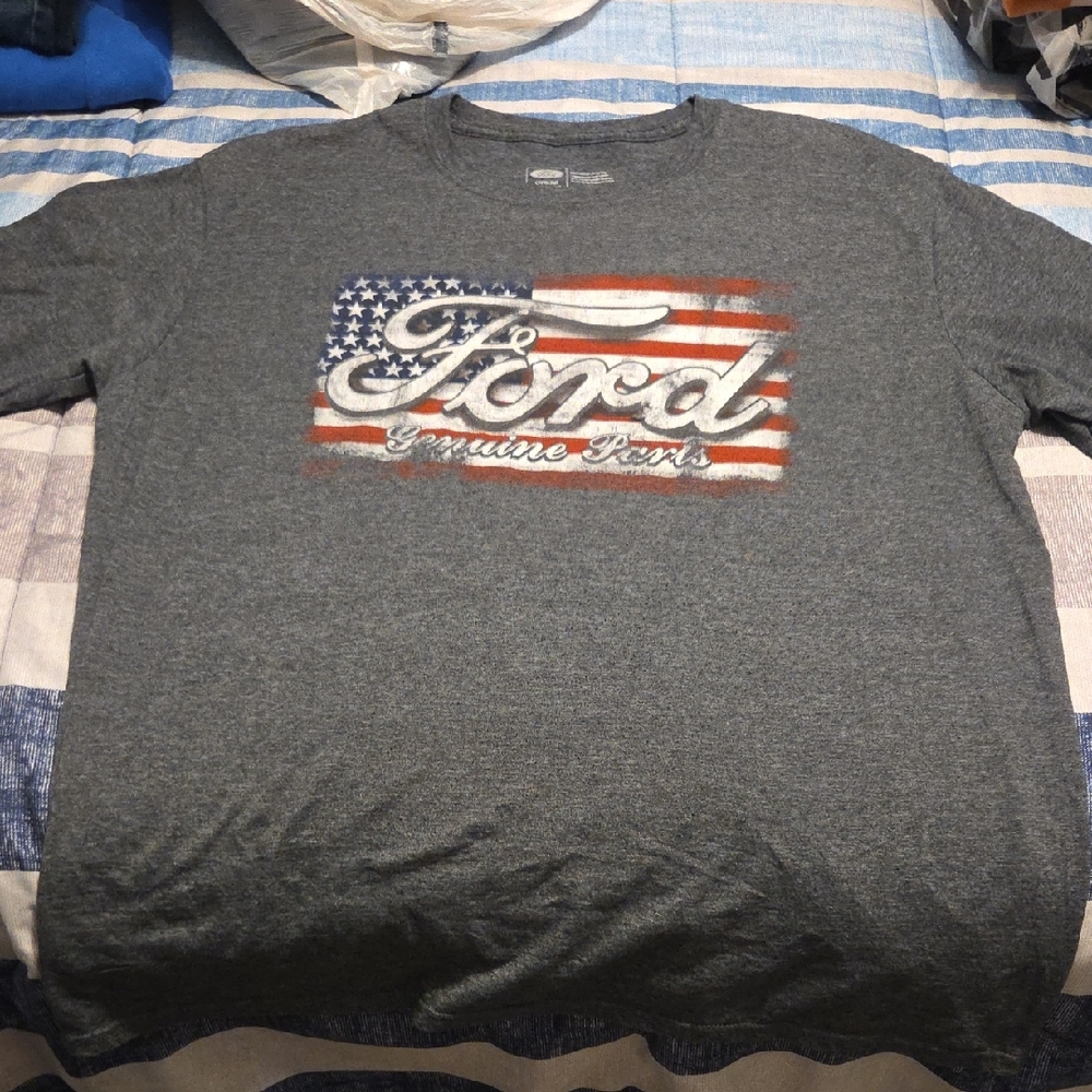 Ford Men's Charcoal T-Shirt with American Flag Design